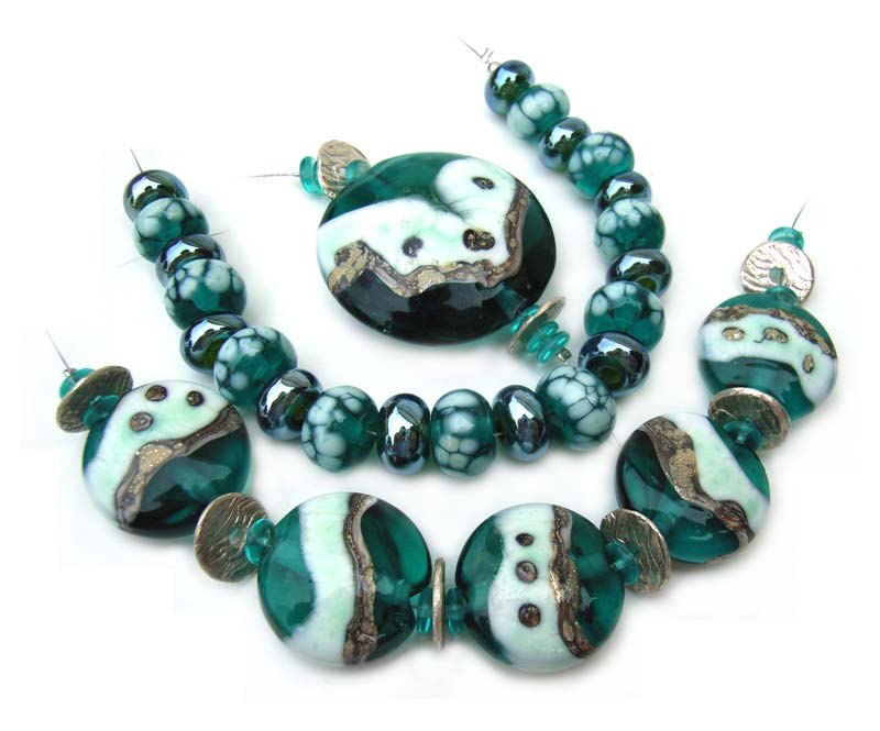 Amazon Queen - Ian Williams Artisan Glass Lampwork Beads with Focal Pendant