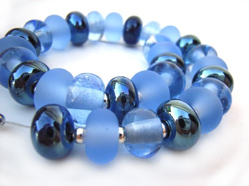 Cool Blue Lustre -  Ian Williams Artisan Glass Lampwork Beads